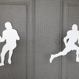 DCentral Football Players Flexible Screen Magnet Décor, Double-Sided, Helps to Stop Walking into Screens, Covers Small tears in Screens, Not for roll-up Screens, Size Varies Between 7" and 6"…